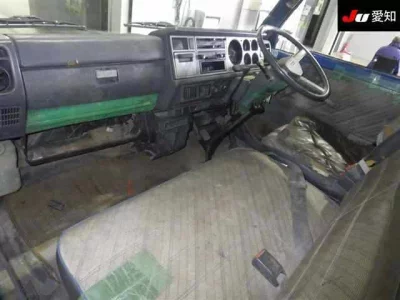 Mazda TITAN  с аукциона в Японии