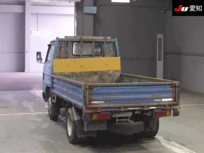 Mazda TITAN  с аукциона в Японии