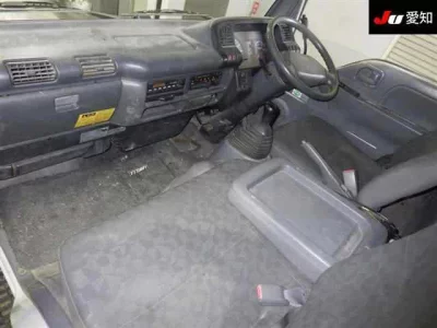 Mazda TITAN  с аукциона в Японии