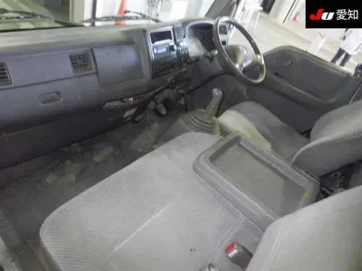 Mazda TITAN  с аукциона в Японии