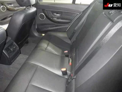 BMW 3-Series  с аукциона в Японии