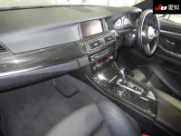 BMW 5-Series лот № 4001 оценка 4  с аукциона в Японии 2