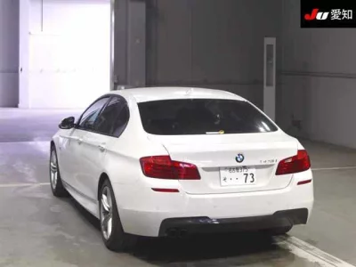 BMW 5-Series  с аукциона в Японии