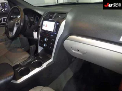 Ford EXPLORER  с аукциона в Японии