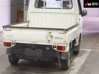 Subaru SAMBAR лот № 35018 оценка 3.5  с аукциона в Японии 7