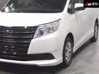 Toyota NOAH лот № 4003 оценка 3.5  с аукциона в Японии 6
