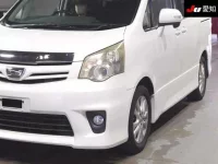 Toyota NOAH лот № 30192 оценка 3.5  с аукциона в Японии 6