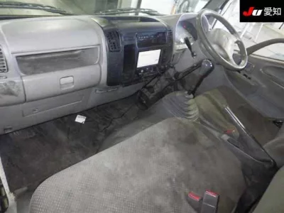 Hino DUTRO  с аукциона в Японии