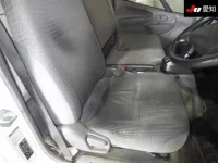 Toyota DYNA лот № 4015 оценка 3.5  с аукциона в Японии 5