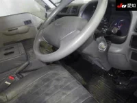 Mazda BONGO лот № 20028 оценка 3.5  с аукциона в Японии 4