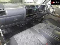 Mazda BONGO лот № 20028 оценка 3.5  с аукциона в Японии 2