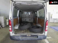 Toyota HIACE VAN лот № 20029 оценка 3  с аукциона в Японии 3