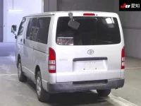 Toyota HIACE VAN лот № 20029 оценка 3  с аукциона в Японии 1