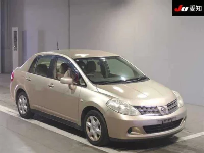 Nissan TIIDA LATIO