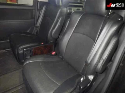 Toyota VELLFIRE  с аукциона в Японии