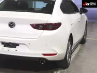 Mazda MAZDA3 лот № 5067 оценка 3  с аукциона в Японии 7