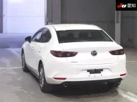 Mazda MAZDA3 лот № 5067 оценка 3  с аукциона в Японии 1