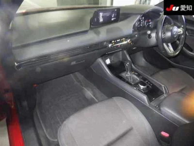 Mazda MAZDA3  с аукциона в Японии