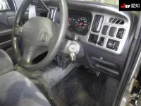 Daihatsu Atrai Wagon лот № 107 оценка 3  с аукциона в Японии 4