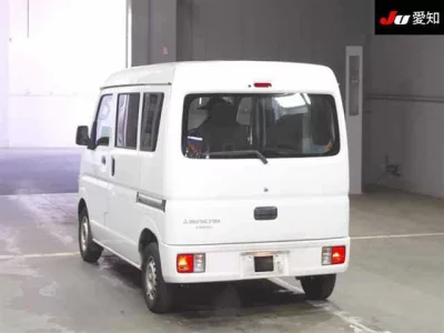 Nissan CLIPPER VAN