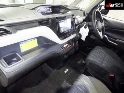 Mitsubishi DELICA D2