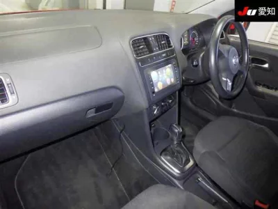 Volkswagen Polo  с аукциона в Японии