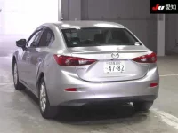 Mazda AXELA лот № 123 оценка 3  с аукциона в Японии 1