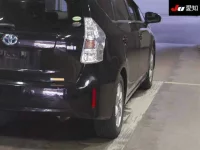 Toyota PRIUS ALPHA лот № 30253 оценка 3.5  с аукциона в Японии 7