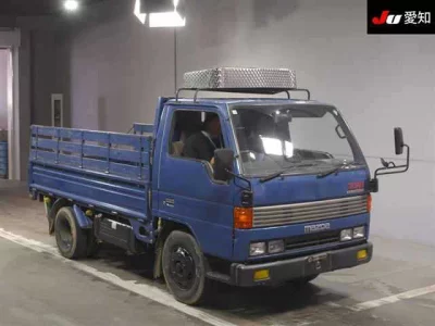 Mazda TITAN  с аукциона в Японии