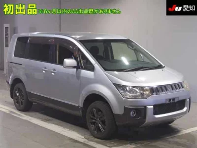 Mitsubishi DELICA D5