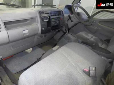 Hino DUTRO  с аукциона в Японии