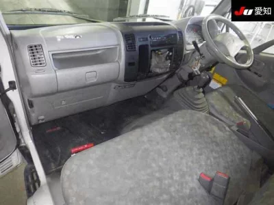 Hino DUTRO  с аукциона в Японии