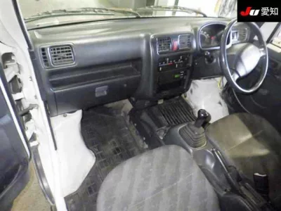 Suzuki CARRY TRUCK  с аукциона в Японии