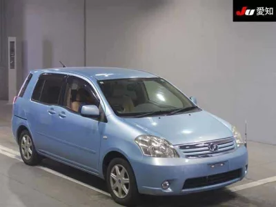 Toyota RAUM