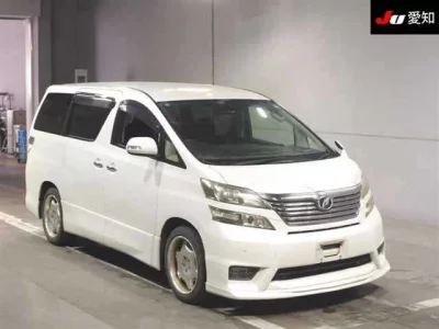 Toyota VELLFIRE  с аукциона в Японии