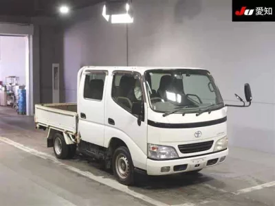 Toyota DYNA  с аукциона в Японии
