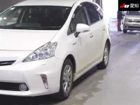 Toyota PRIUS ALPHA лот № 30308 оценка 3.5  с аукциона в Японии 6