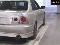 Toyota ALTEZZA лот № 30302 оценка R  с аукциона в Японии 7