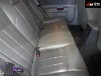 Chrysler 300C лот № 30336 оценка 4  с аукциона в Японии 3