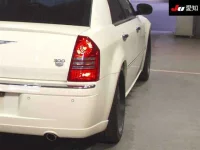 Chrysler 300C лот № 30336 оценка 4  с аукциона в Японии 7