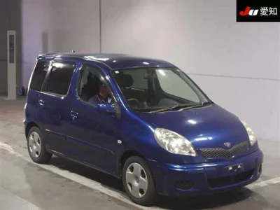 Toyota FUNCARGO  с аукциона в Японии