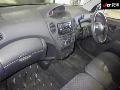 Toyota FUNCARGO  с аукциона в Японии