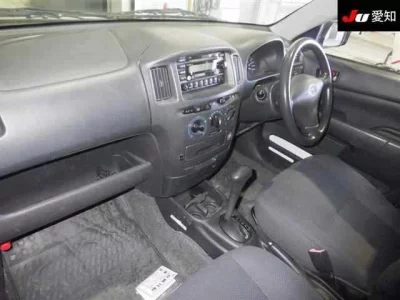 Toyota PROBOX  с аукциона в Японии