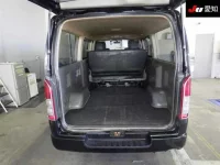 Toyota HIACE VAN лот № 20039 оценка 3.5  с аукциона в Японии 3