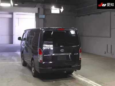 Toyota HIACE VAN  с аукциона в Японии