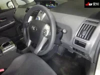 Toyota PRIUS ALPHA лот № 3070 оценка 4  с аукциона в Японии 4