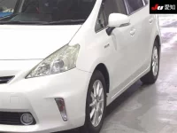 Toyota PRIUS ALPHA лот № 3070 оценка 4  с аукциона в Японии 6