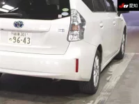 Toyota PRIUS ALPHA лот № 3070 оценка 4  с аукциона в Японии 7