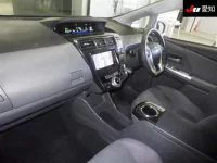 Toyota PRIUS ALPHA лот № 3070 оценка 4  с аукциона в Японии 2