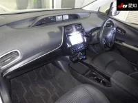 Toyota PRIUS PHV лот № 3043 оценка 4.5  с аукциона в Японии 2
